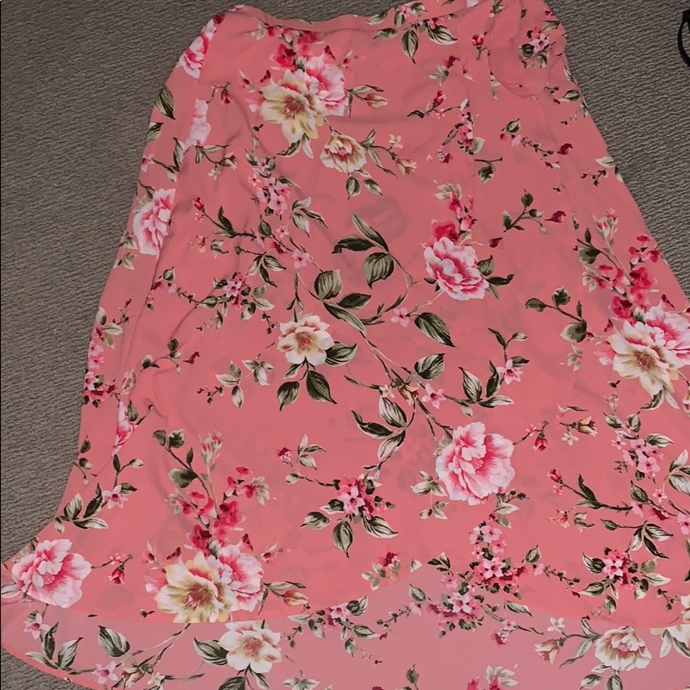 Flowy skirt